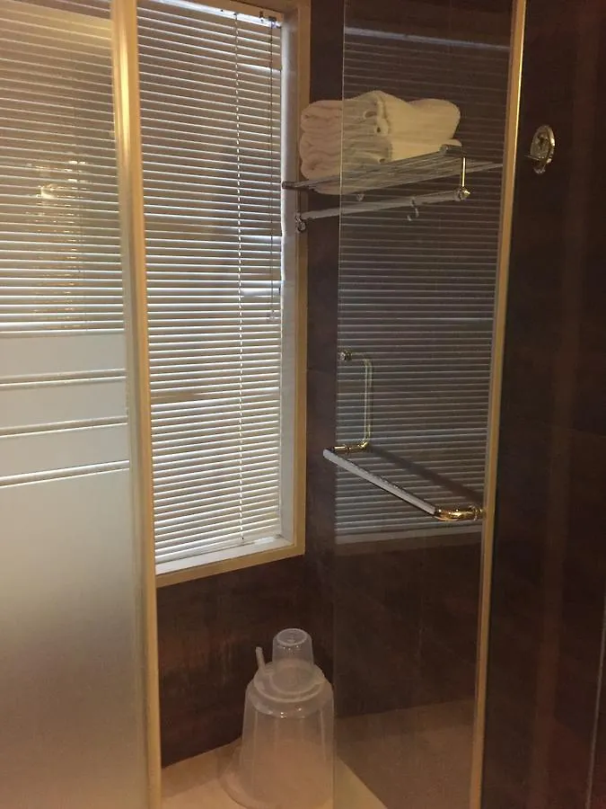Sea Queen Hotel Kozhikode 3*,  India