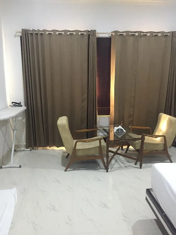 Sea Queen Hotel Calecute